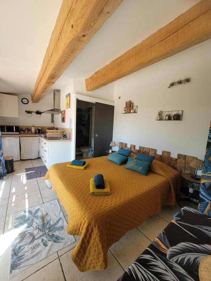 Studio Dans Maisonnette En Pierre Le Castellet  Exterior foto